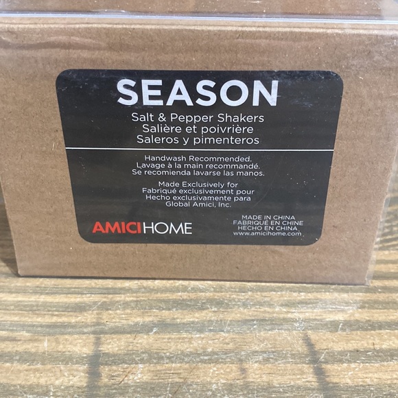 Marshmallow Snowmen Salt & Pepper Shakers - Picture 6 of 6